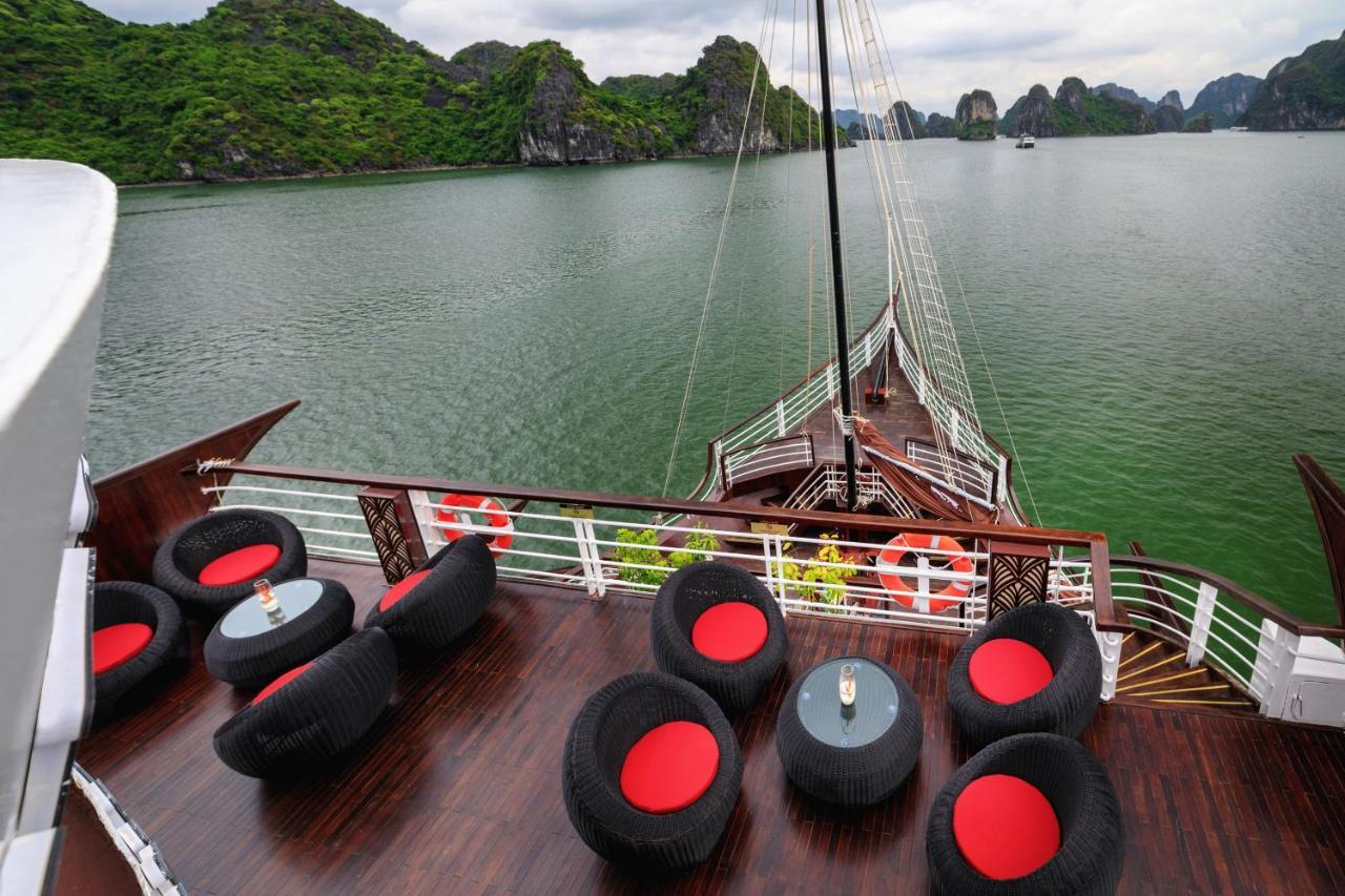 Hotel V'Spirit Cruise Ha Long Exteriér fotografie