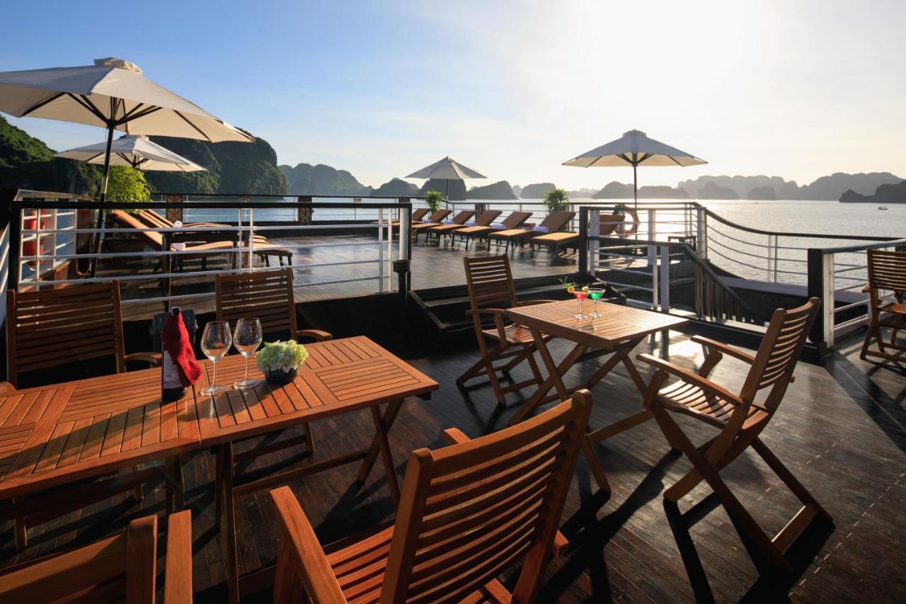Hotel V'Spirit Cruise Ha Long Exteriér fotografie