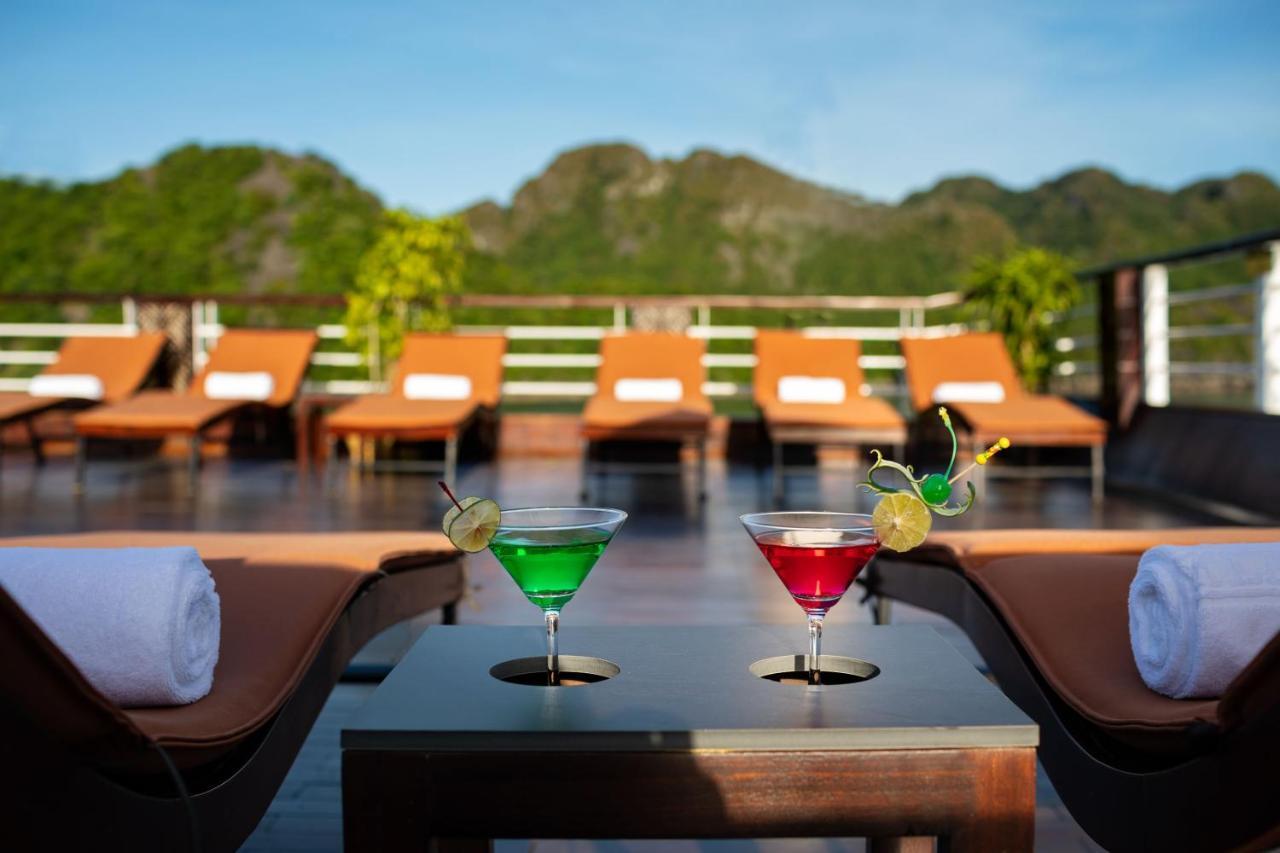 Hotel V'Spirit Cruise Ha Long Exteriér fotografie
