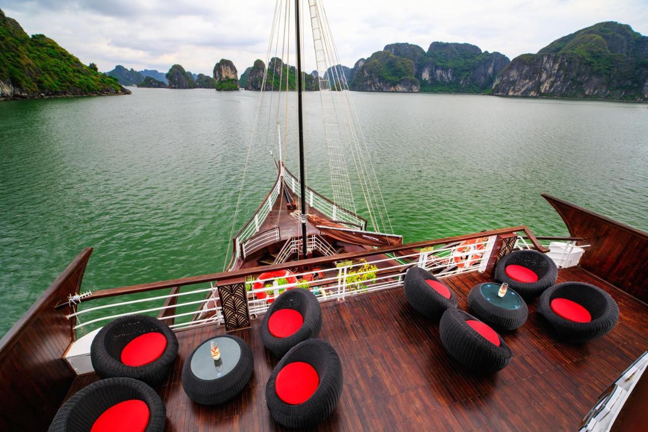 Hotel V'Spirit Cruise Ha Long Exteriér fotografie