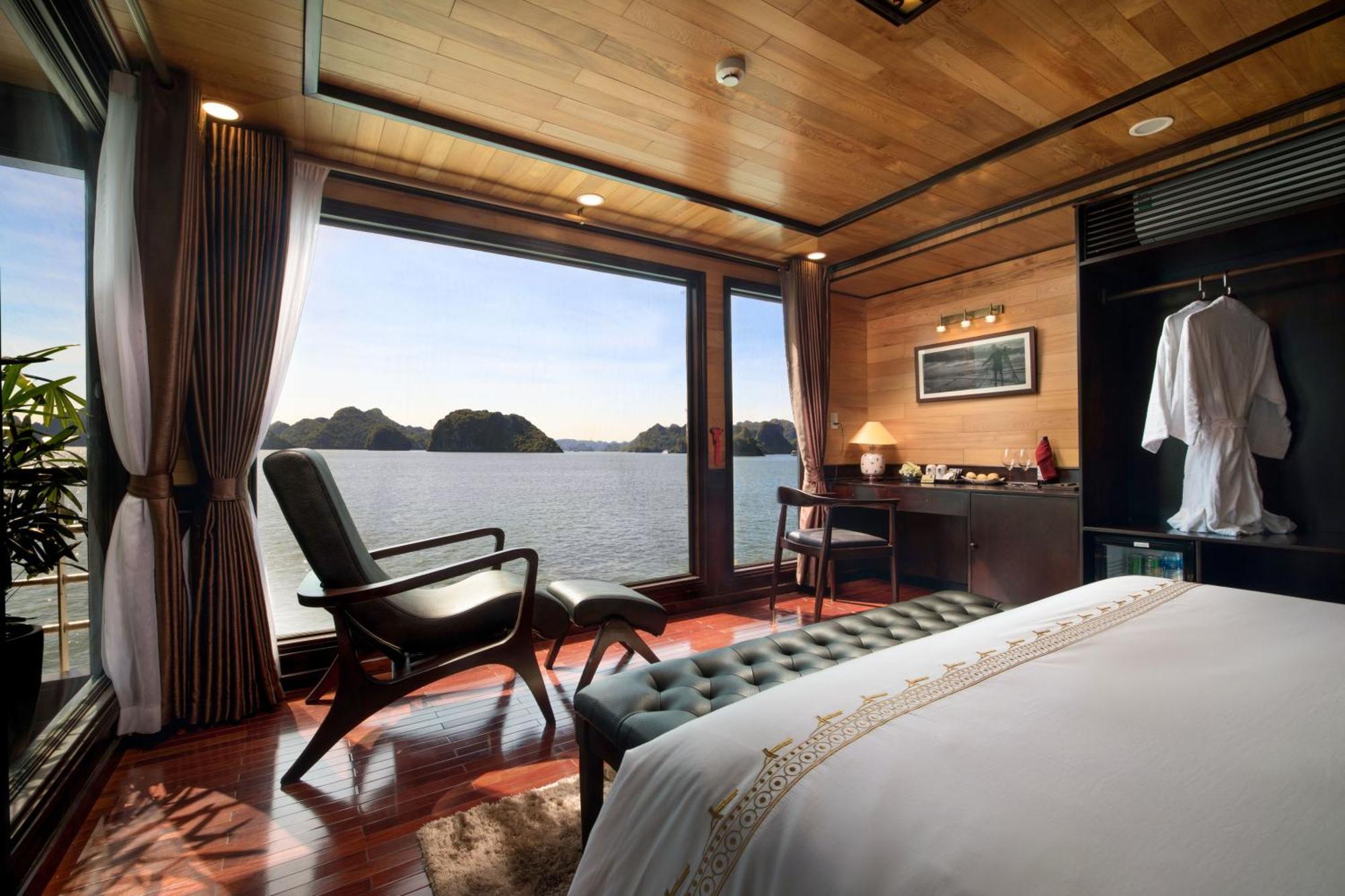 Hotel V'Spirit Cruise Ha Long Exteriér fotografie
